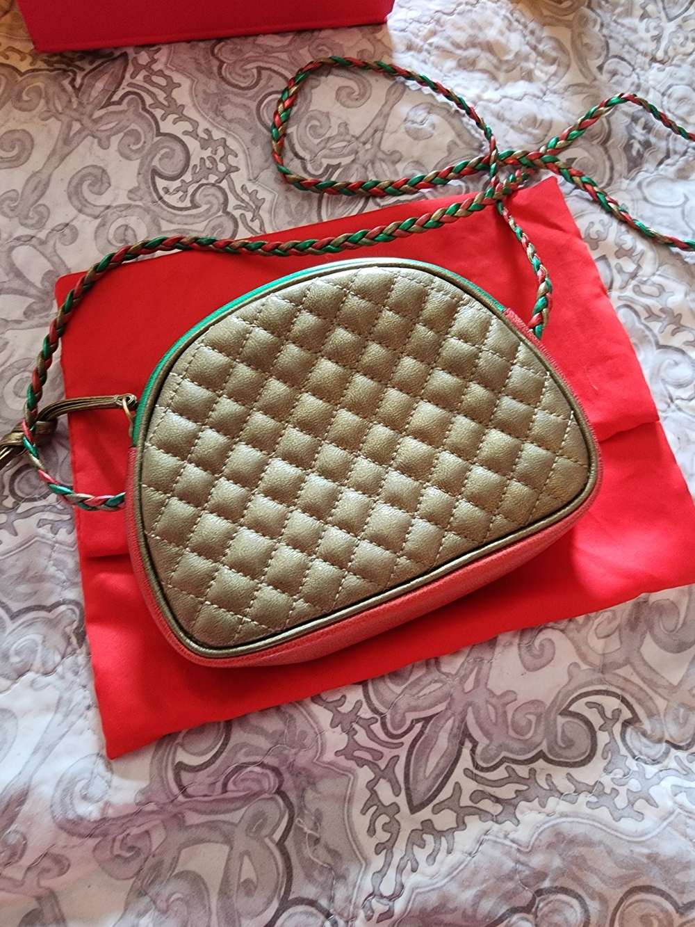 New Condition Gucci Quilted Red & Green Crossbody Bag - Picture 7 of 10